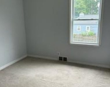 43 Nason Parkway - Photo Thumbnail 5