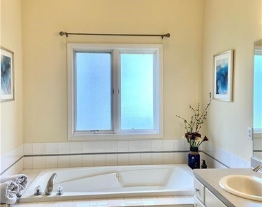 5458 Center Pine Lane - Photo Thumbnail 19