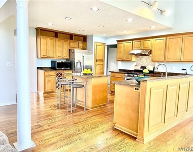 5458 Center Pine Lane - Photo Thumbnail 7