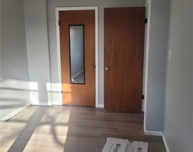 425 Upper Joe Mccarthy Drive - Photo Thumbnail 3
