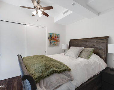 7161 E Rancho Vista Drive - Photo Thumbnail 11