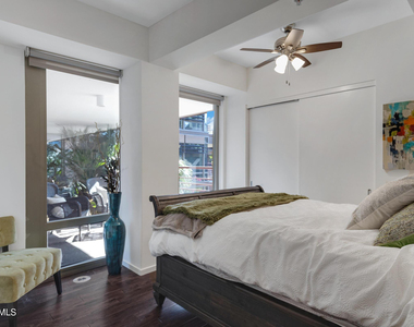 7161 E Rancho Vista Drive - Photo Thumbnail 10