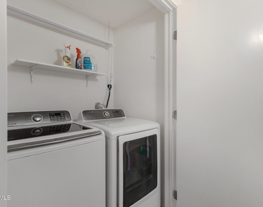7161 E Rancho Vista Drive - Photo Thumbnail 22