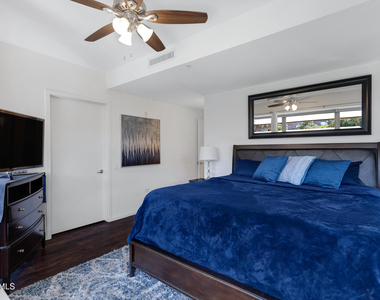 7161 E Rancho Vista Drive - Photo Thumbnail 17