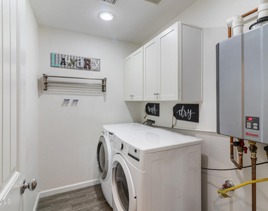 4014 N 81st Street - Photo Thumbnail 32