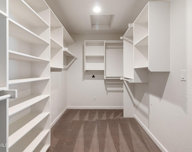 4014 N 81st Street - Photo Thumbnail 23
