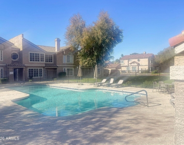 2875 W Highland Street - Photo Thumbnail 22