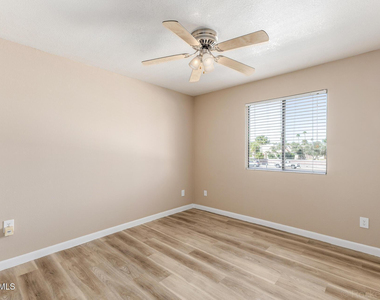 5995 N 78th Street - Photo Thumbnail 9
