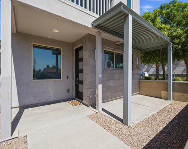 3510 N Miller Road - Photo Thumbnail 3