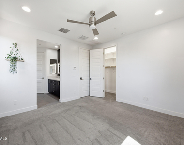 3510 N Miller Road - Photo Thumbnail 20