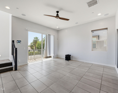 3510 N Miller Road - Photo Thumbnail 8