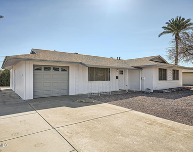 12021 N Riviera Court - Photo Thumbnail 1