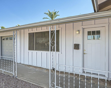 12021 N Riviera Court - Photo Thumbnail 3