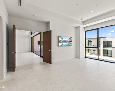 6587 N Palmeraie Boulevard - Photo Thumbnail 24