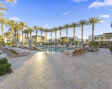 6587 N Palmeraie Boulevard - Photo Thumbnail 59