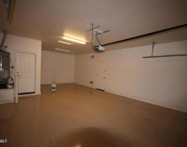 5118 W Molly Lane - Photo Thumbnail 21