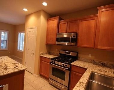 5118 W Molly Lane - Photo Thumbnail 5