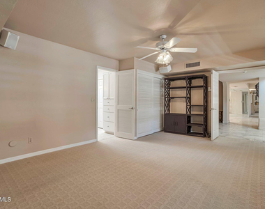 7809 E Montebello Avenue - Photo Thumbnail 18