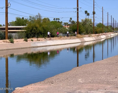 7809 E Montebello Avenue - Photo Thumbnail 37