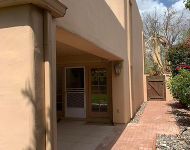 7809 E Montebello Avenue - Photo Thumbnail 32