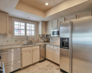 7809 E Montebello Avenue - Photo Thumbnail 12