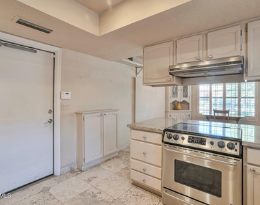 7809 E Montebello Avenue - Photo Thumbnail 13