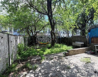 234 Stockholm Street - Photo Thumbnail 6