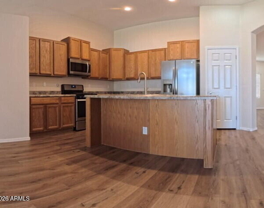 22156 N Sunset Drive - Photo Thumbnail 2