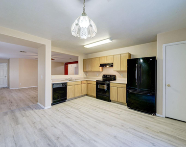 12478 N Pablo Street - Photo Thumbnail 16