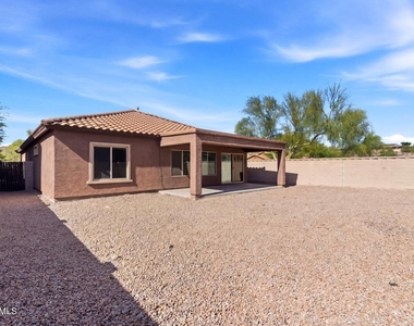 10733 W Lariat Lane - Photo Thumbnail 23