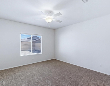 10733 W Lariat Lane - Photo Thumbnail 20