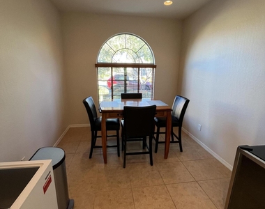 26197 W Vista N Drive - Photo Thumbnail 14
