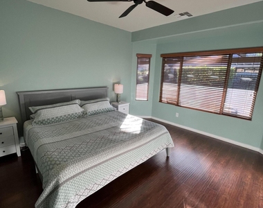 26197 W Vista N Drive - Photo Thumbnail 7