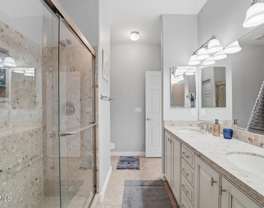 5350 E Deer Valley Drive - Photo Thumbnail 32