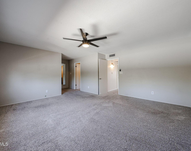 4028 N Granite Reef Road - Photo Thumbnail 26