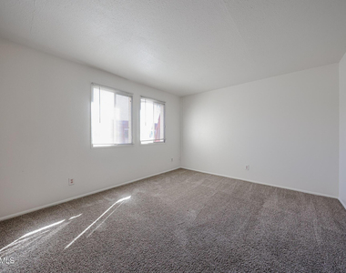 4028 N Granite Reef Road - Photo Thumbnail 19