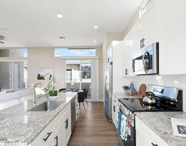 1927 S Recker Road - Photo Thumbnail 7