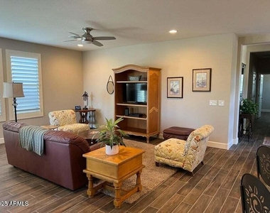 4345 Cutter Lane - Photo Thumbnail 5