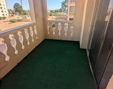 7910 E Camelback Road - Photo Thumbnail 18