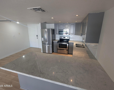 7910 E Camelback Road - Photo Thumbnail 1