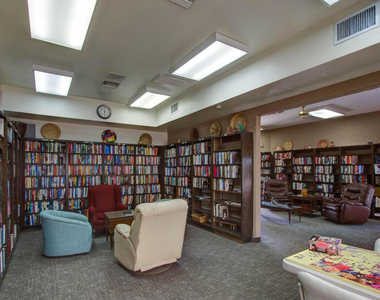 7910 E Camelback Road - Photo Thumbnail 24