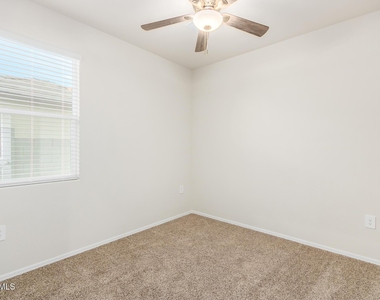 1810 W Pinkley Avenue - Photo Thumbnail 27