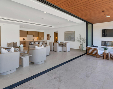 6587 N Palmeraie Boulevard - Photo Thumbnail 22