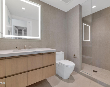 6587 N Palmeraie Boulevard - Photo Thumbnail 34