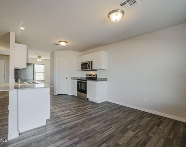 110 E Impala Place - Photo Thumbnail 5