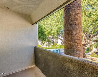 302 E Monte Vista Road - Photo Thumbnail 10
