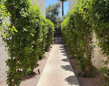 302 E Monte Vista Road - Photo Thumbnail 16