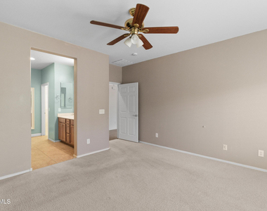 42181 W Basie Lane - Photo Thumbnail 15