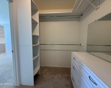 4849 E Lake Point Circle - Photo Thumbnail 13
