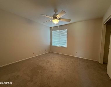 4849 E Lake Point Circle - Photo Thumbnail 17